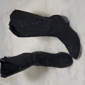 Mark & Maddaux Black Rhinestone Suede Boots Rugged Faded Heel Size 6